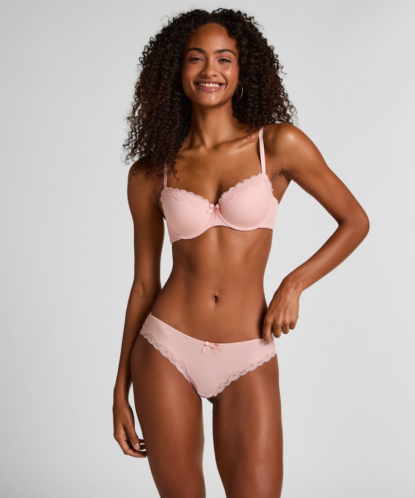 HKM:3